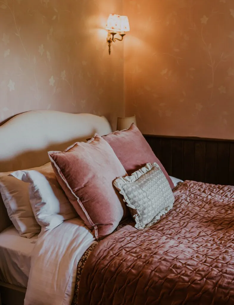 Room nine