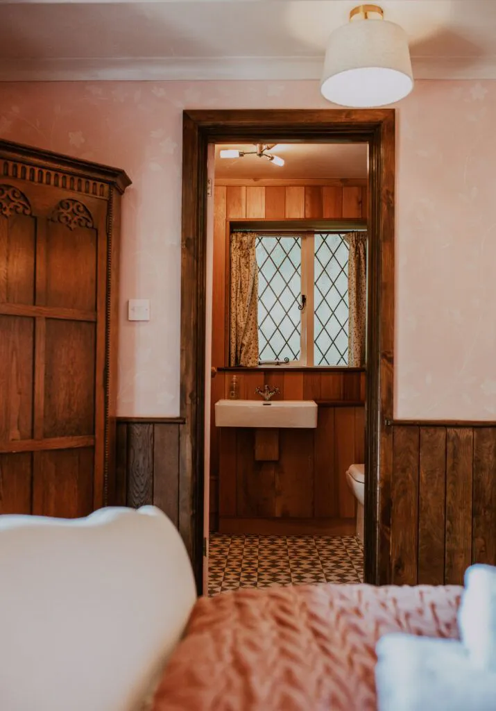 Room nine